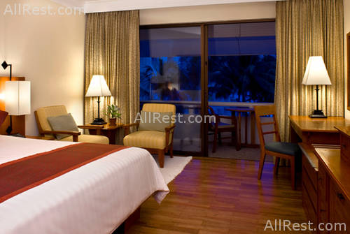 Le Meridien Phuket Beach Resort 8